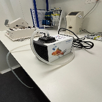 VWR Vacuum Gas Pump image 1